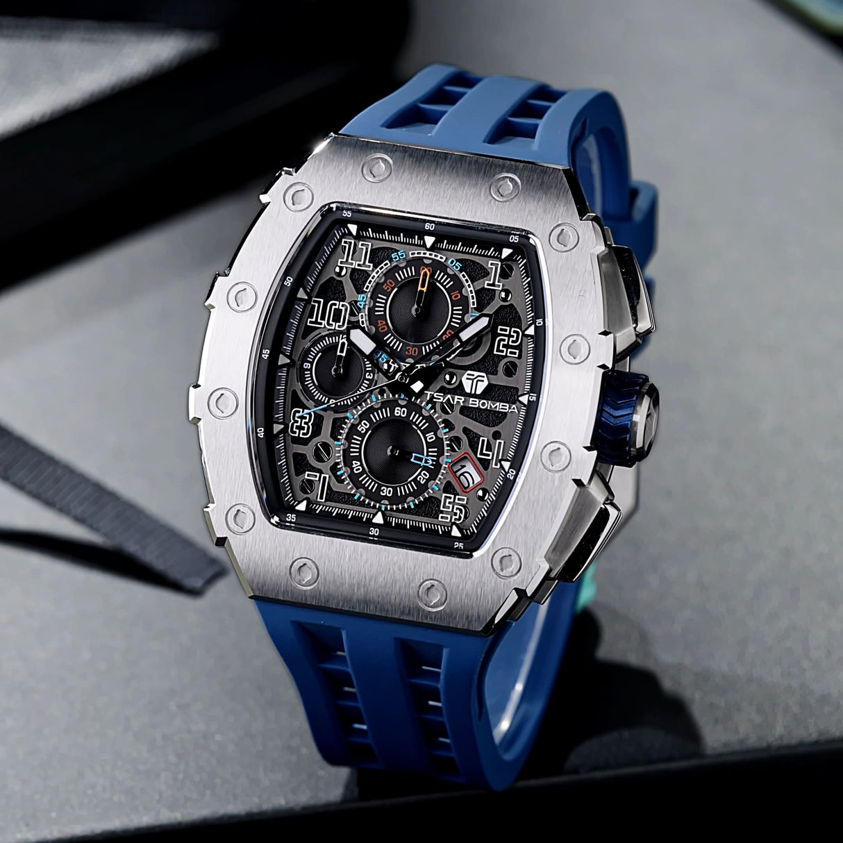 Elemental-Calendar Version TB8204Q