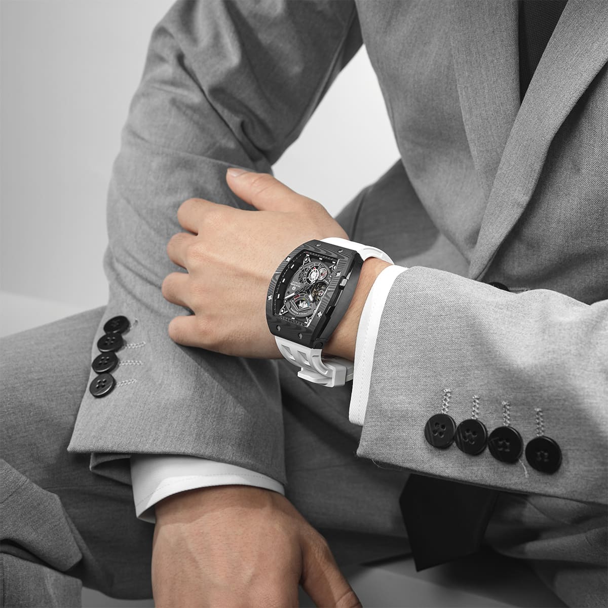 Elemental-Montre Automatique en Fibre de Carbone TB8210CF